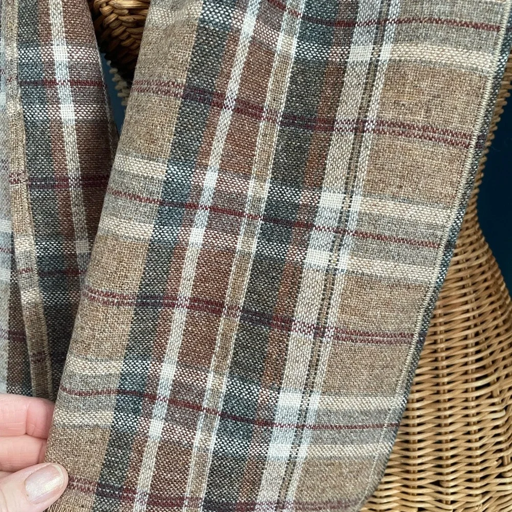 Vintage Saks Fifth Avenue Tan Brown Plaid Scarf 11x54 EUC Unisex - Picture 5 of 6